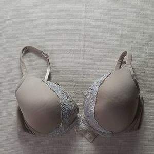 Cacique 38DDD bra